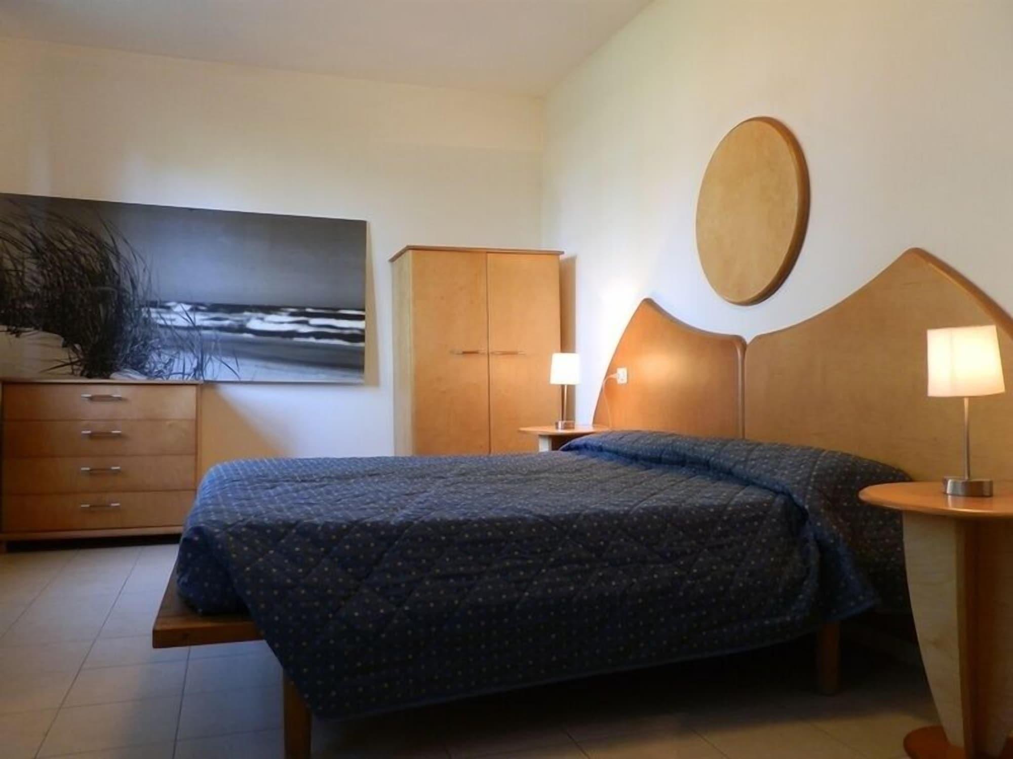 Cosmopolitan Golf & Beach Resort Tirrenia Exterior foto
